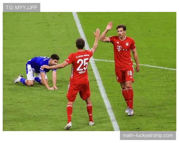 技术花絮：转播方首次在德甲直播中尝试多镜头同步播放同一进攻回合